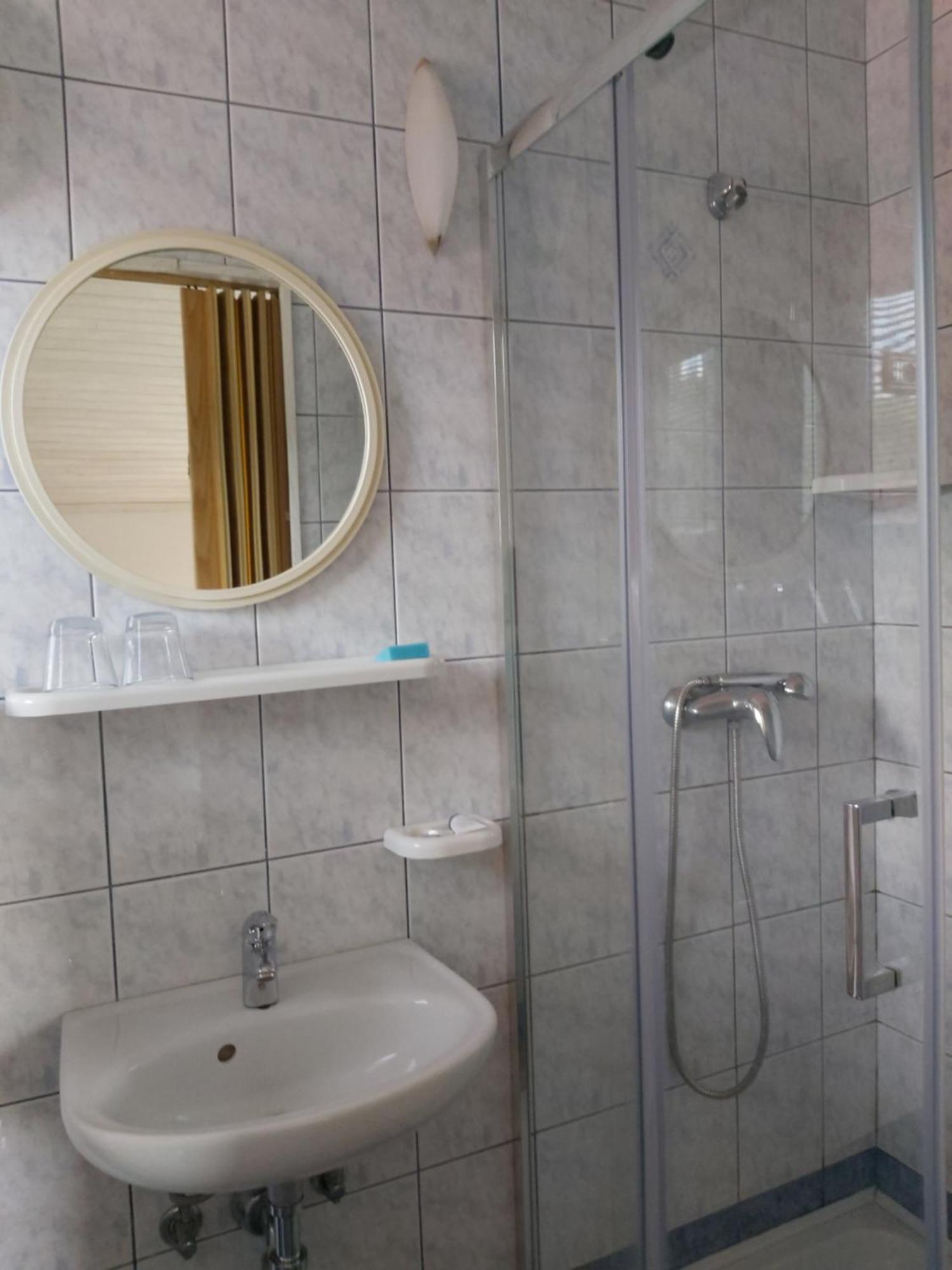 פוסטוינה Rooms Zagon מראה חיצוני תמונה